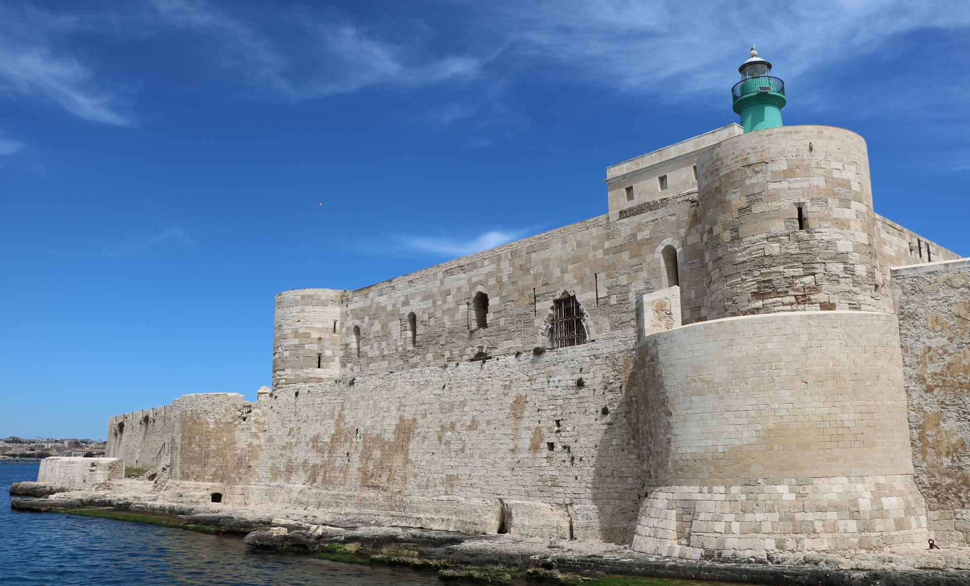 Guía de viaje a Sicilia, qué ver en Siracusa, guía de viaje a Siracusa, Sicilia en transporte público. Itinerario de Viaje a Sicilia, Itinerario de viaje Siracusa, cosas que hacer cerca de Siracusa y Ortigia.