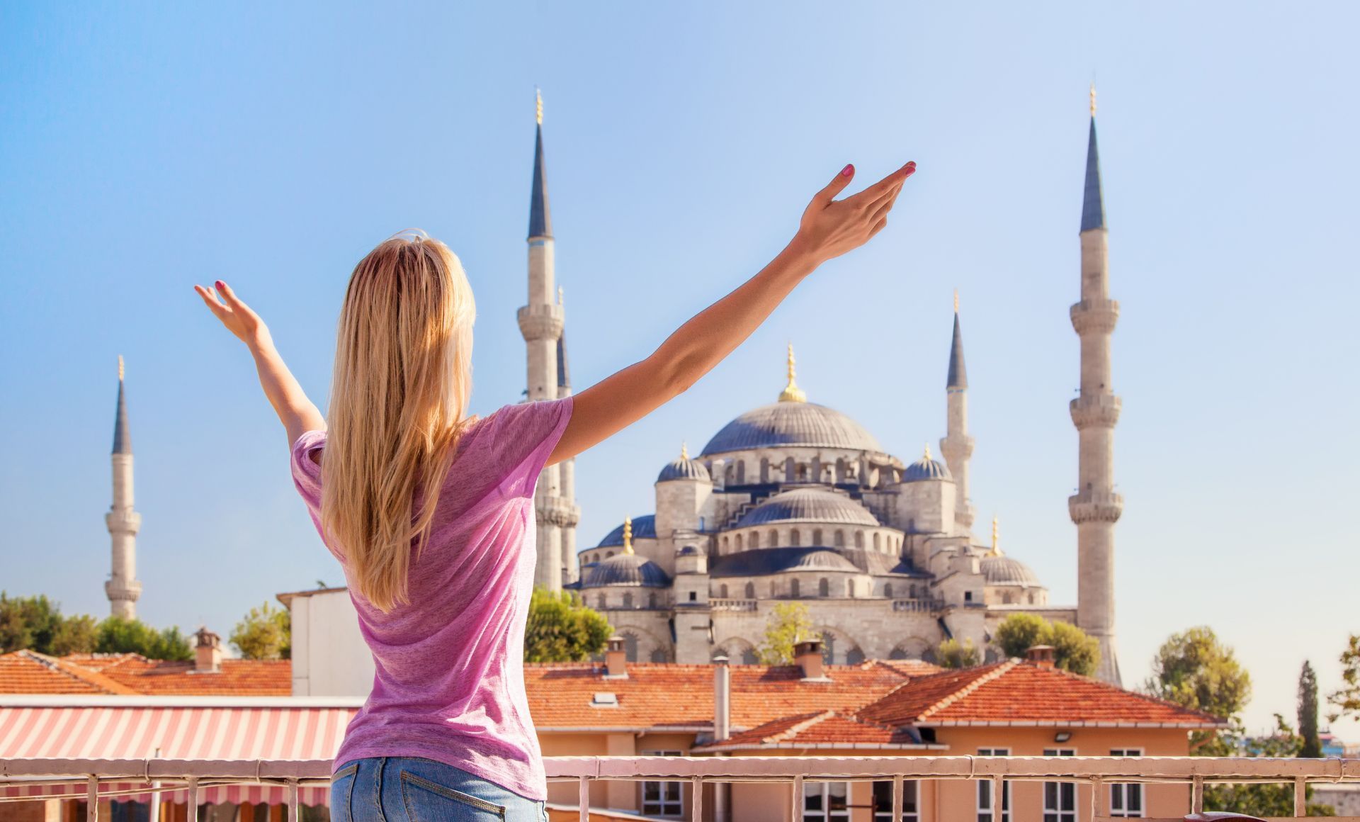 GUÍA PRÁCTICA PARA VIAJAR A TURQUÍA: CONSEJOS DE TRANSPORTE, ALOJAMIENTO Y MÁS